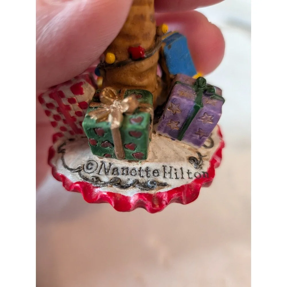 Kurt Adler Nanette Hilton Beach Palm Tree With Gifts Resin Christmas Ornament